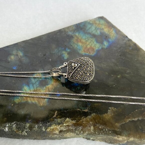 Sterling Silver 925 Hinged Marcasite Handbag Locket Purse Pendant Necklace 18" - Picture 4 of 16